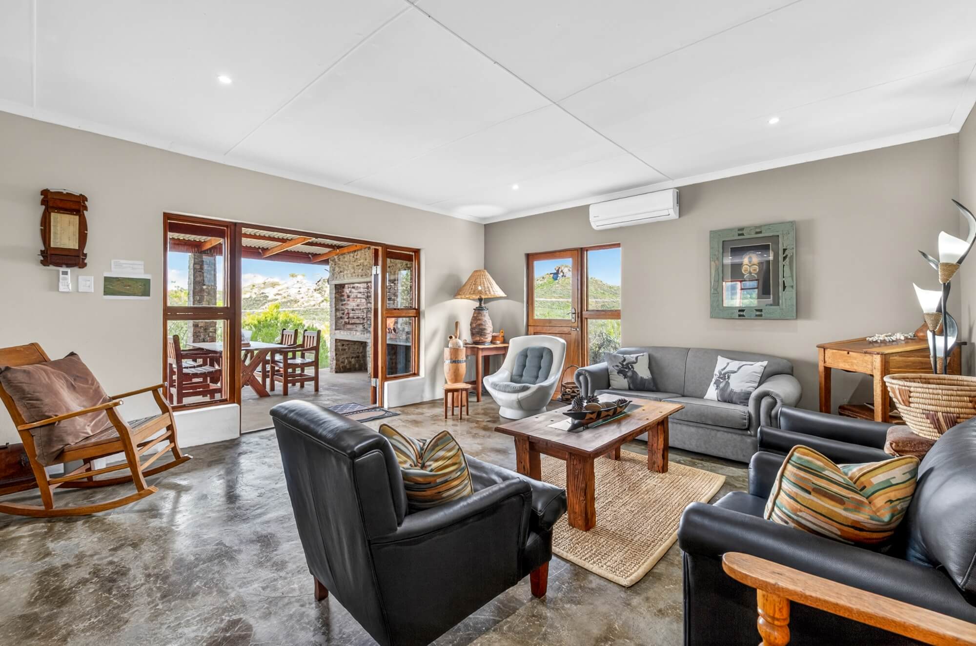 Kudu Chalet Living room