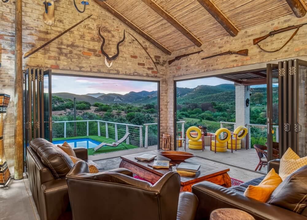 zwartberg view mountain lodge view